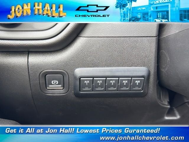 2025 Chevrolet Silverado 3500 HD Chassis Cab Work Truck