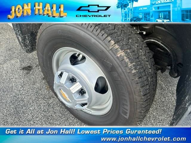 2024 Chevrolet Silverado 3500 HD WT DRW