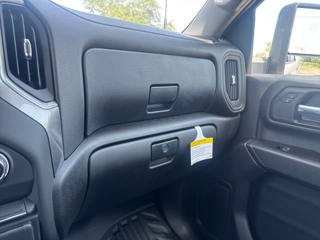 2025 Chevrolet Silverado 3500 HD WT