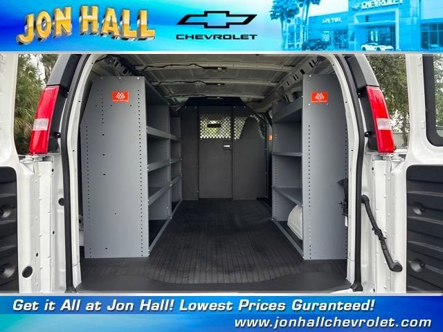 2025 Chevrolet Express Cargo 2500 WT