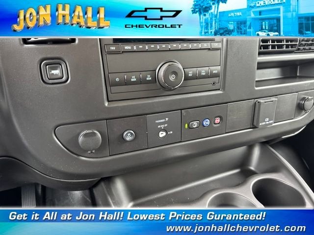 2025 Chevrolet Express Cargo 2500 WT