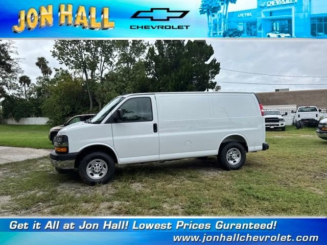 2025 Chevrolet Express Cargo 2500 WT