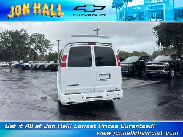 2025 Chevrolet Express Cargo 2500 WT