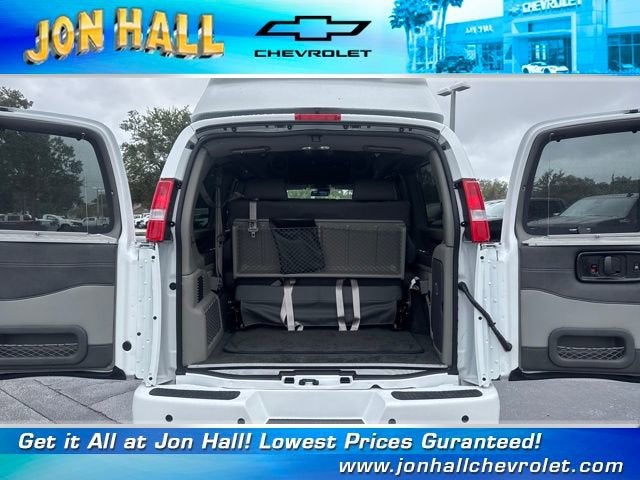 2025 Chevrolet Express Cargo 2500 WT