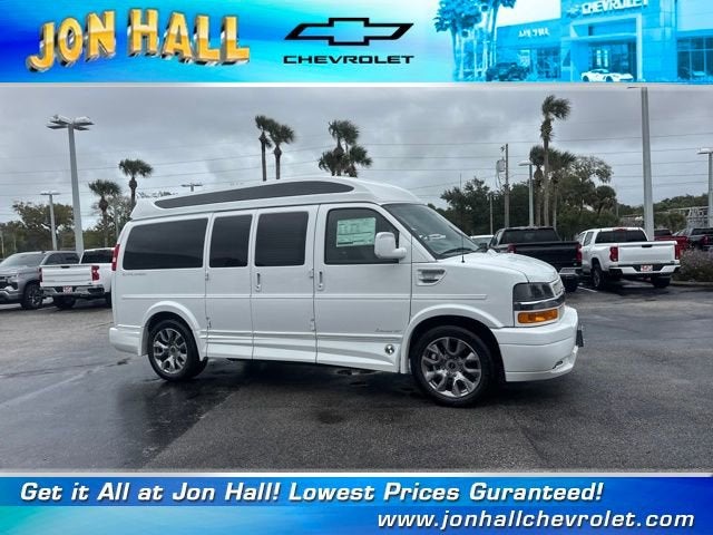 2025 Chevrolet Express Cargo 2500 WT