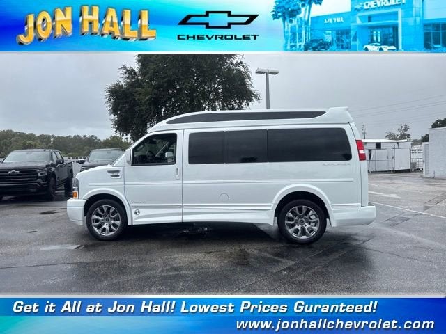 2025 Chevrolet Express Cargo 2500 WT