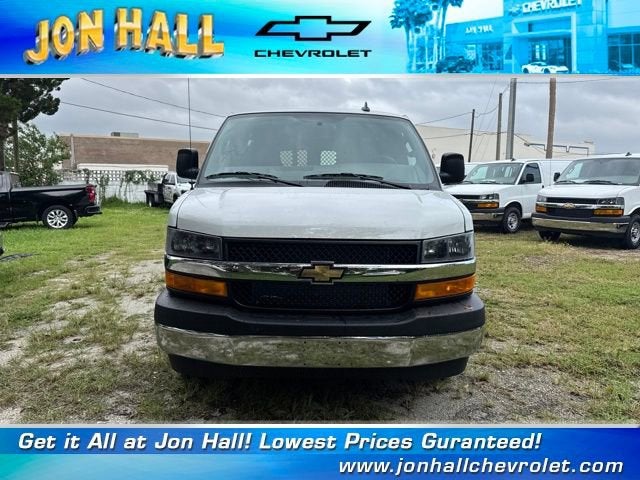 2025 Chevrolet Express Cargo 2500 WT