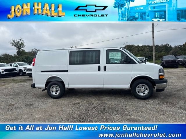 2025 Chevrolet Express Cargo 2500 WT