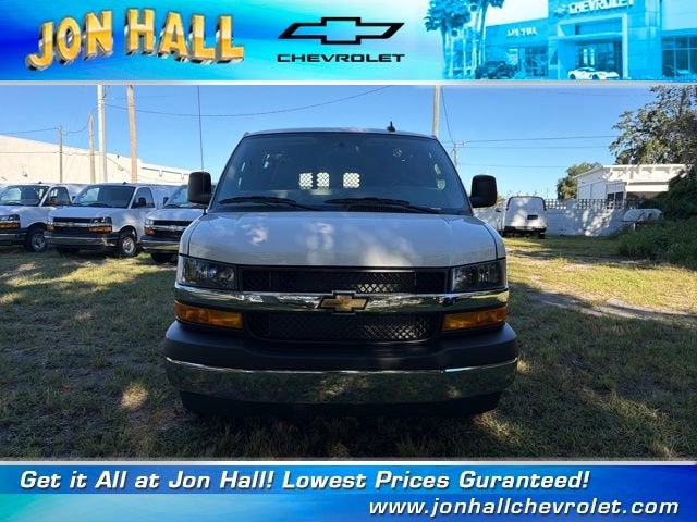2025 Chevrolet Express Cargo 2500 WT