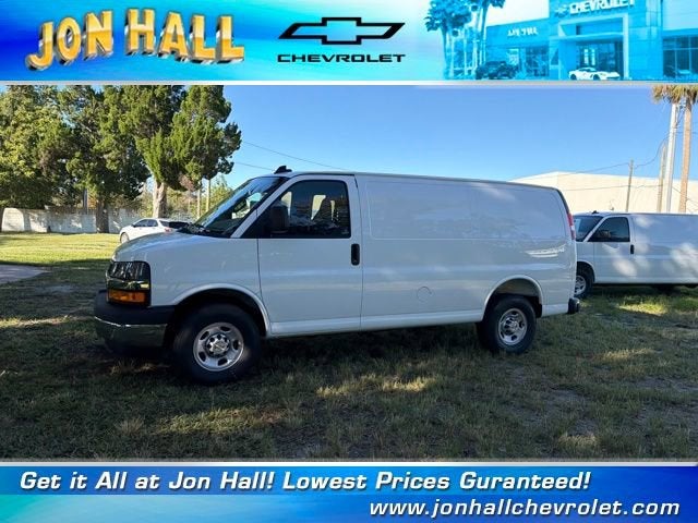 2025 Chevrolet Express Cargo 2500 WT