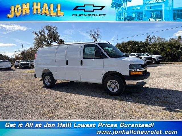 2026 Chevrolet Express Cargo 2500 WT