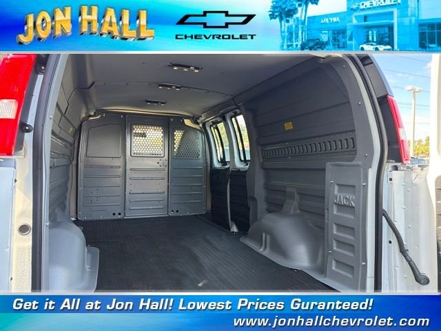 2024 Chevrolet Express Cargo 2500 WT