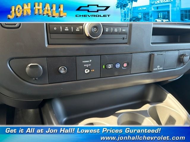 2024 Chevrolet Express Cargo 2500 WT