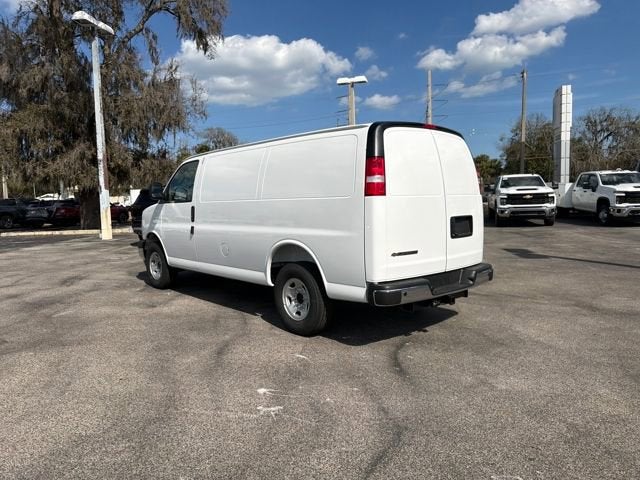 2026 Chevrolet Express Cargo WT