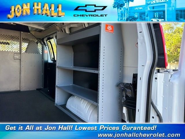 2025 Chevrolet Express Cargo 2500 WT