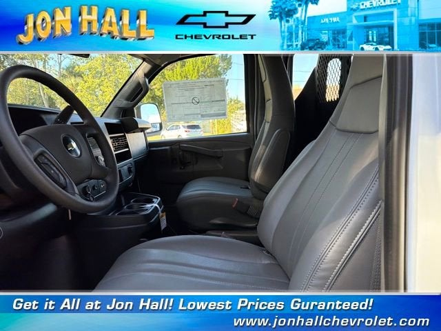 2025 Chevrolet Express Cargo 2500 WT