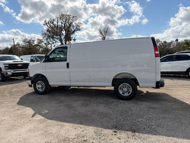 2026 Chevrolet Express Cargo 2500 WT