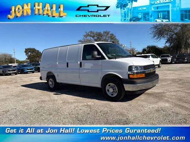 2026 Chevrolet Express Cargo 2500 WT