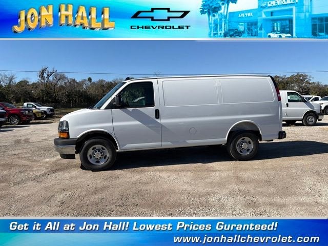 2026 Chevrolet Express Cargo 2500 WT
