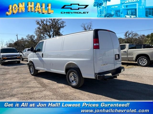 2026 Chevrolet Express Cargo 2500 WT