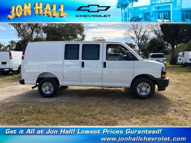 2025 Chevrolet Express Cargo 2500 WT