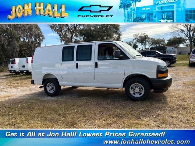 2025 Chevrolet Express Cargo 2500 WT