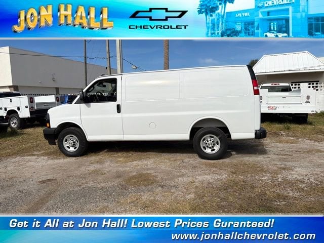 2025 Chevrolet Express Cargo 2500 WT