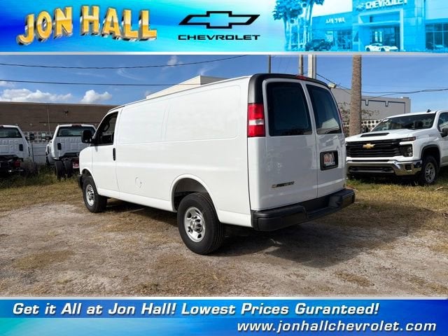 2025 Chevrolet Express Cargo 2500 WT