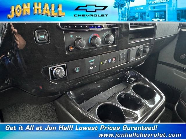 2025 Chevrolet Express Cargo 2500 WT