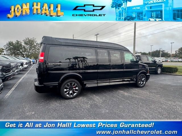 2025 Chevrolet Express Cargo 2500 WT