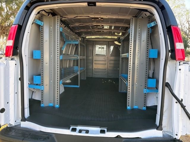 2025 Chevrolet Express Cargo 2500 WT