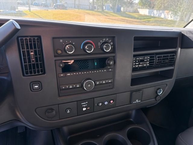 2025 Chevrolet Express Cargo 2500 WT