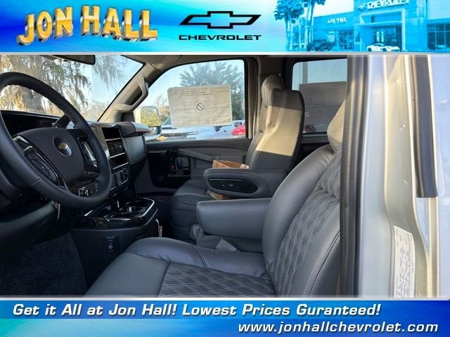 2025 Chevrolet Express Cargo 2500 WT