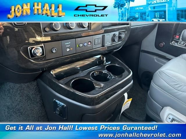 2025 Chevrolet Express Cargo 2500 WT