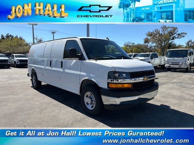 2025 Chevrolet Express Cargo 2500 WT