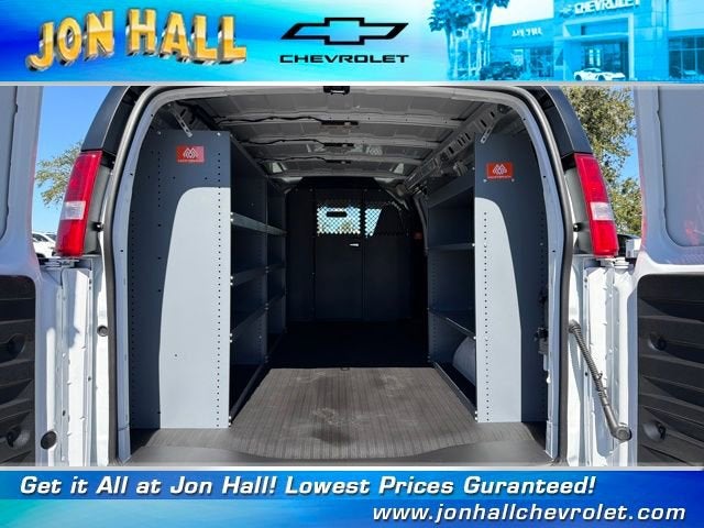 2025 Chevrolet Express Cargo 2500 WT