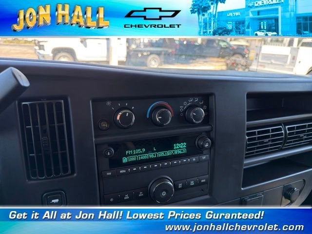 2025 Chevrolet Express Cargo 2500 WT