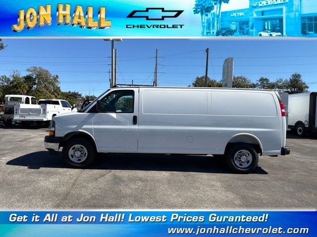 2025 Chevrolet Express Cargo 2500 WT