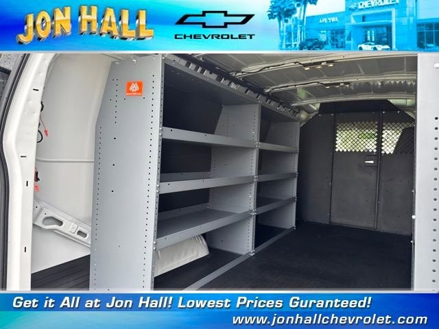2025 Chevrolet Express Cargo 2500 WT