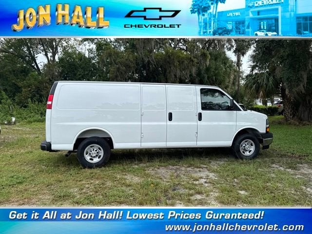 2025 Chevrolet Express Cargo 2500 WT
