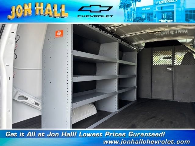 2025 Chevrolet Express Cargo 2500 WT