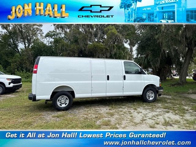 2025 Chevrolet Express Cargo 2500 WT