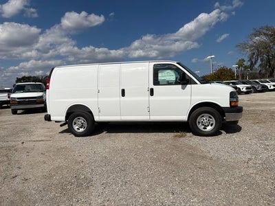 2026 Chevrolet Express Cargo 3500 WT