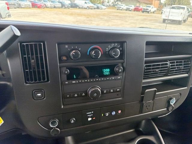 2026 Chevrolet Express Cargo 3500 WT