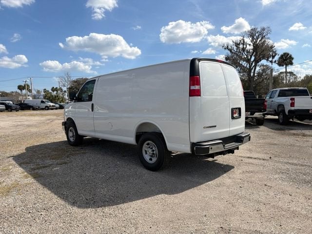 2026 Chevrolet Express Cargo 3500 WT