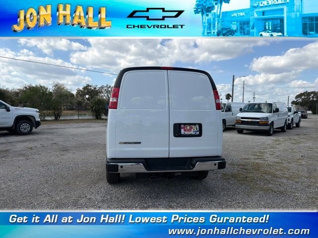 2026 Chevrolet Express Cargo 3500 WT