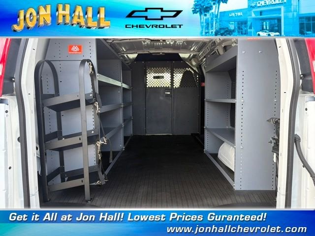 2026 Chevrolet Express Cargo 3500 WT