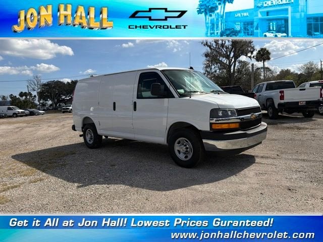 2026 Chevrolet Express Cargo 3500 WT