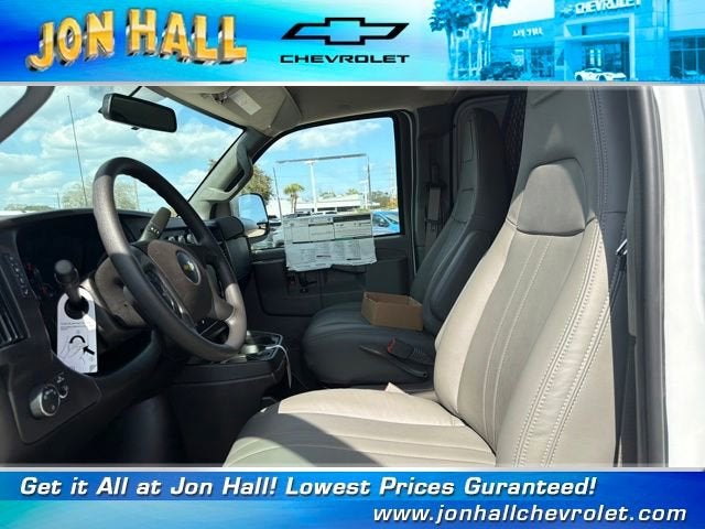 2026 Chevrolet Express Cargo 3500 WT