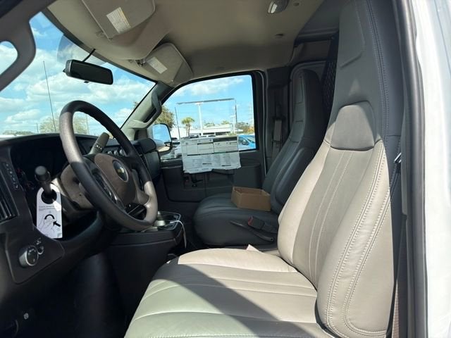 2026 Chevrolet Express Cargo 3500 WT